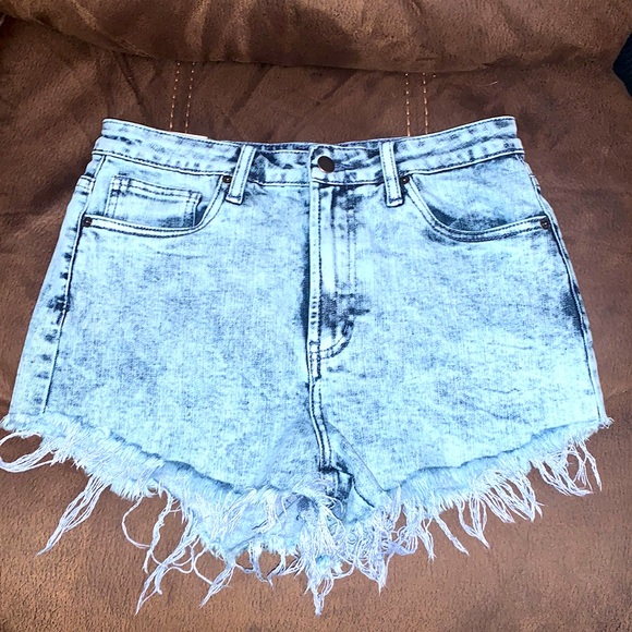 American Bazi Jean shorts - Picture 1 of 3